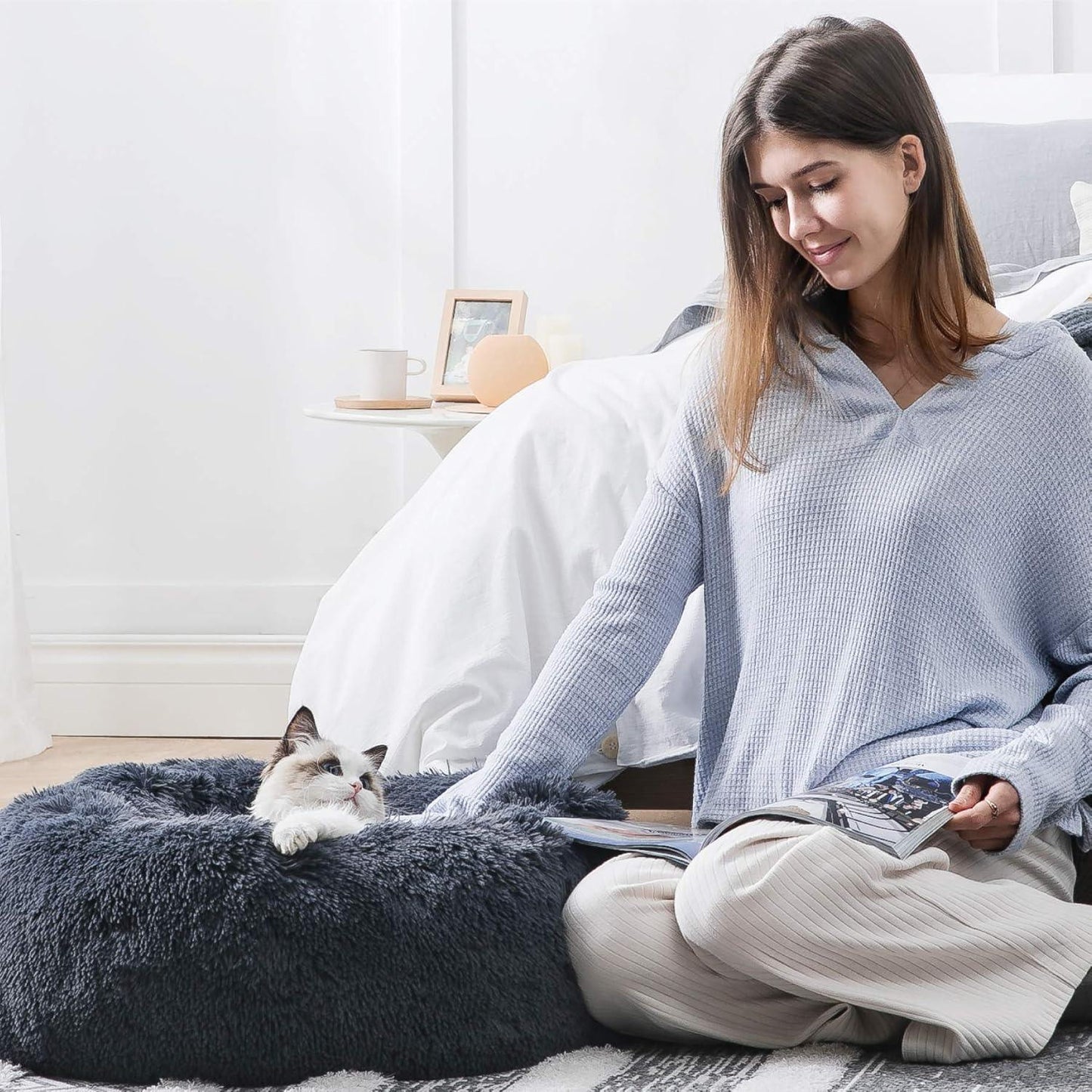 Bedsure Dog Bed Donut Bed - Washable Cat Beds for Indoor Cats Large, Fluffy Calming Kitten Bed for Small Dog and Puppy, Grey, 50x50x16cm - Comfort Style