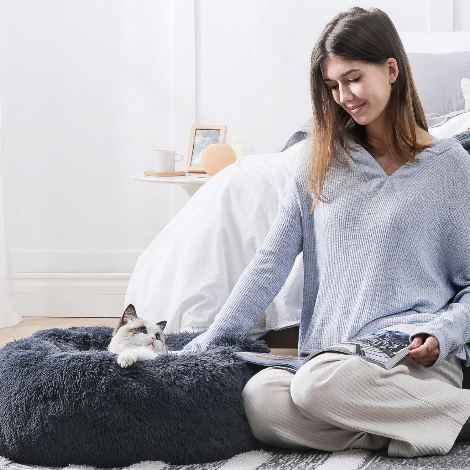 Bedsure Dog Bed Donut Bed - Washable Cat Beds for Indoor Cats Large, Fluffy Calming Kitten Bed for Small Dog and Puppy, Grey, 50x50x16cm - Comfort Style