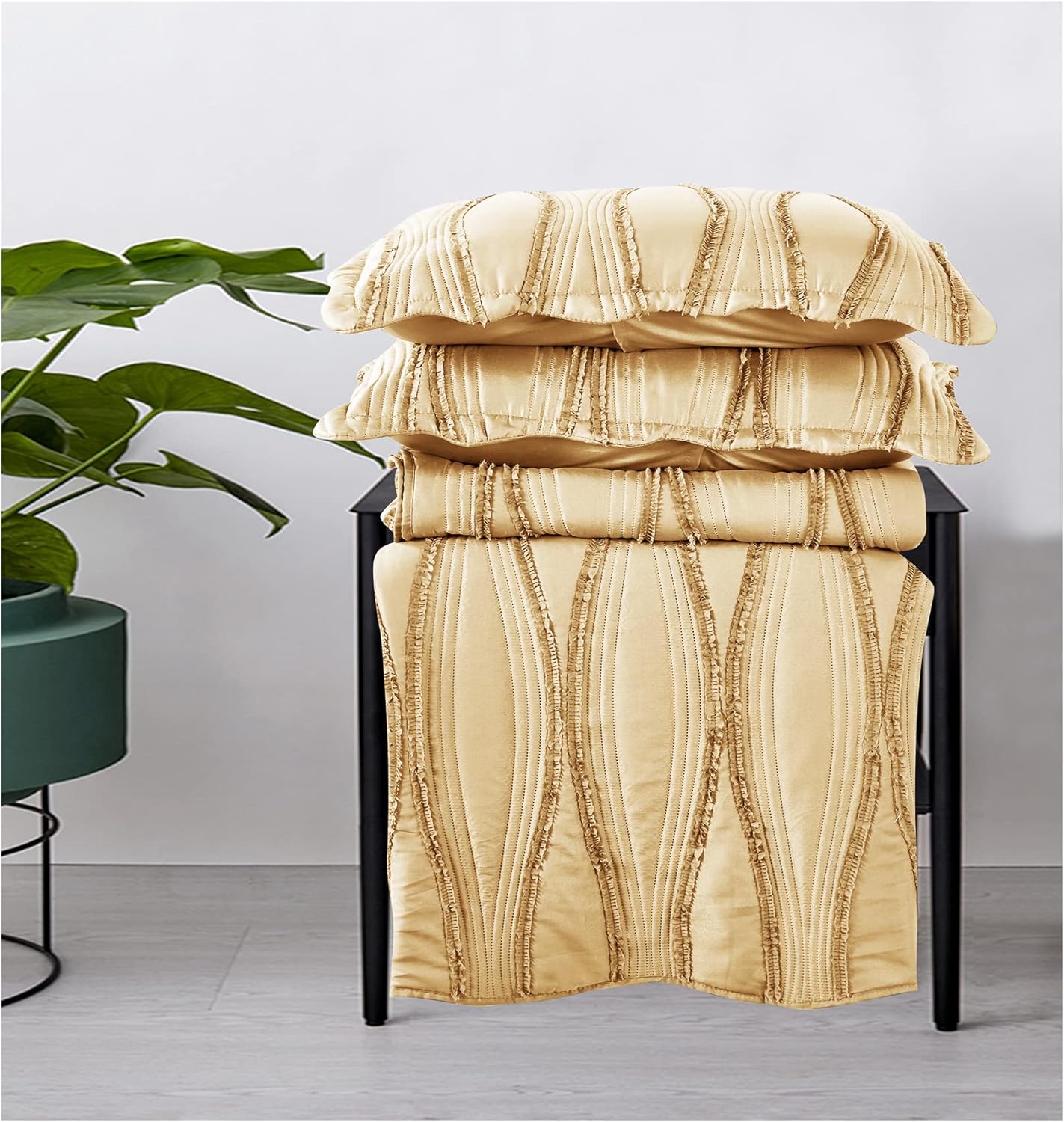 PHP Beautiful Quilted Bedspread Throw Embossed Frilled Pattern Quilt Coverlets Bedspreads Throw Bedding for All Season Comforter Set - Mustard - Single