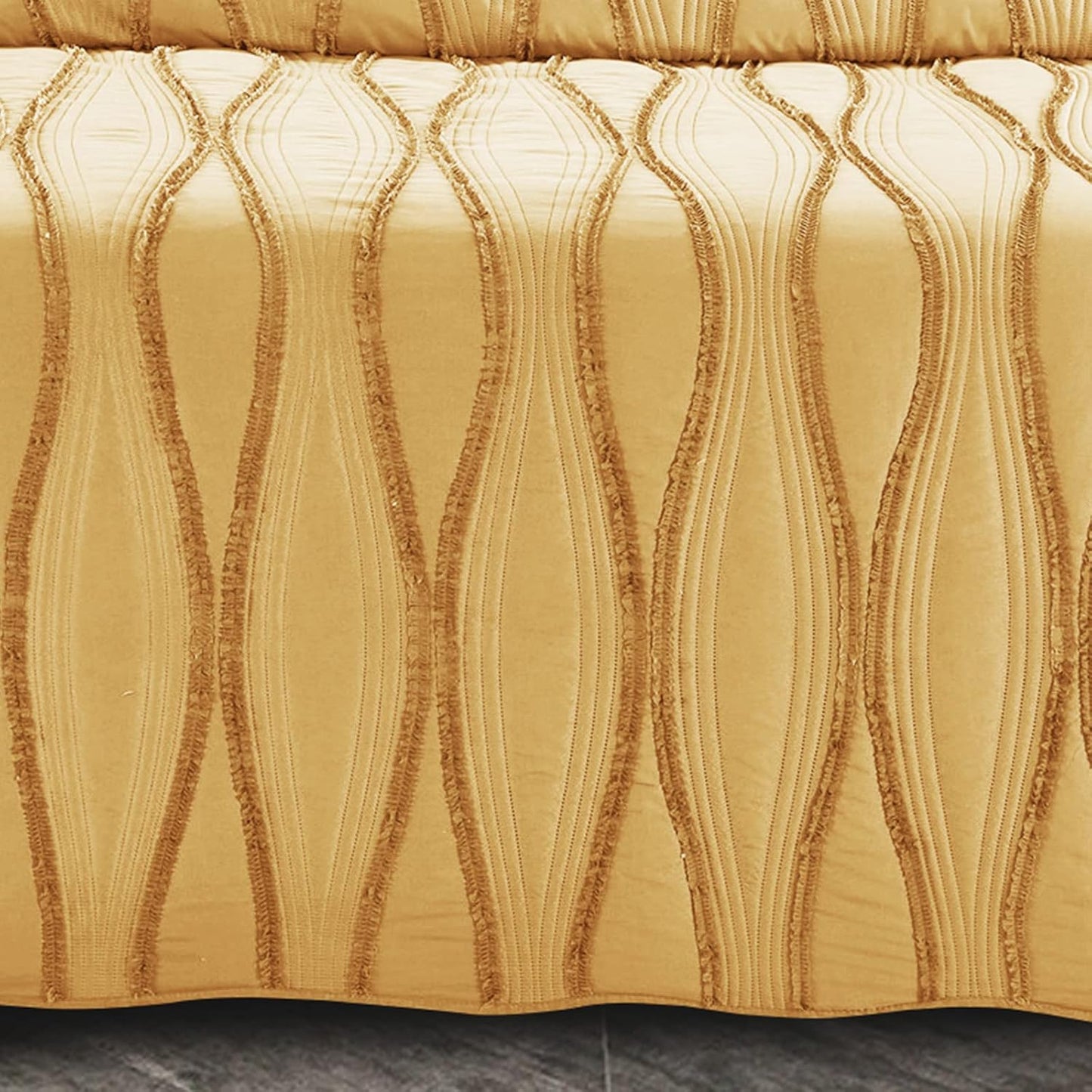 PHP Beautiful Quilted Bedspread Throw Embossed Frilled Pattern Quilt Coverlets Bedspreads Throw Bedding for All Season Comforter Set - Mustard - Single