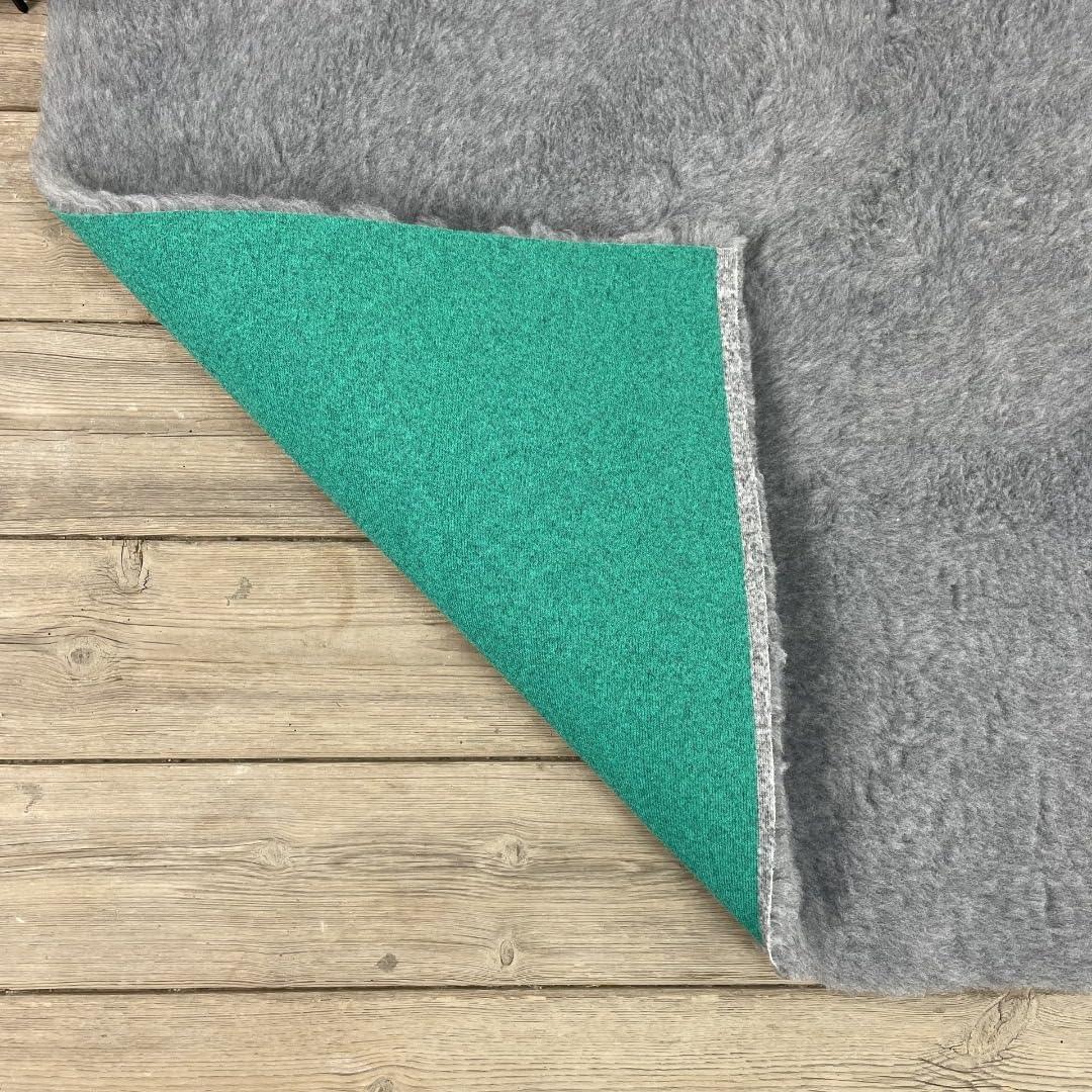 SOUL DESTINY Traditional Grey High-Grade Vet Bedding 30mm Cut in Squares & Rolls. THICK WHELPING FLEECE DOG PUPPY PRO BED - Comfort Style