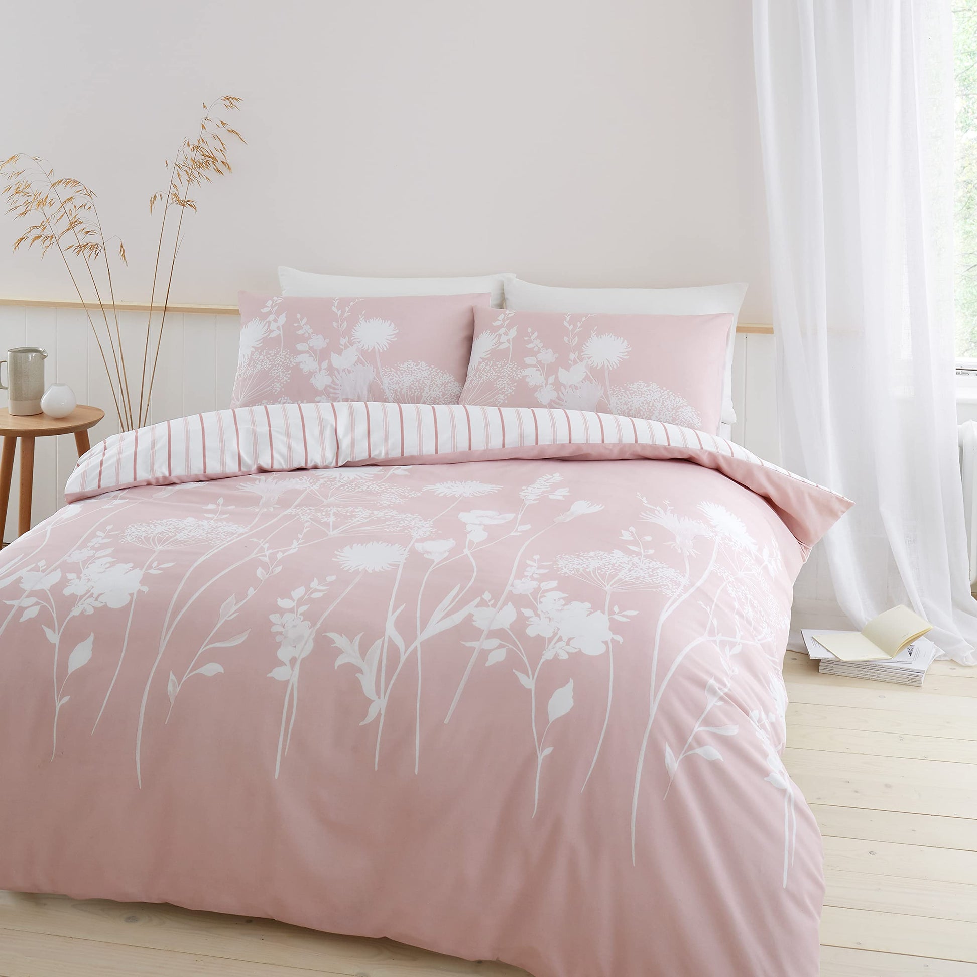 Catherine Lansfield Meadowsweet Floral Reversible Duvet Cover Set with Pillowcase - Comfort Style