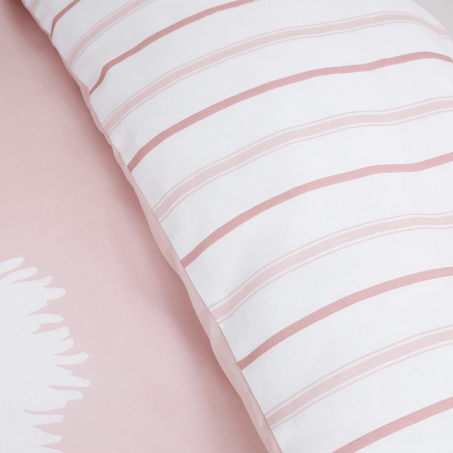 Catherine Lansfield Meadowsweet Floral Reversible Duvet Cover Set with Pillowcase - Comfort Style